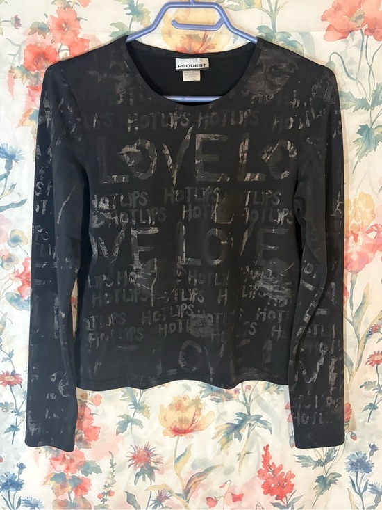 Request Tops - Vintage REQUEST Black Long Sleeve Graphic 'LOVE' Top
